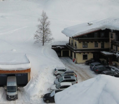 Winteraufnahme Hotel Unterellmau