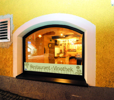 Außenbeschriftung Restaurant zum Griechen