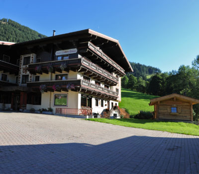 Sommeraufnahme Hotel Unterellmau